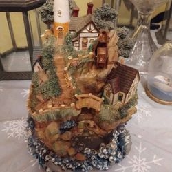 Vintage Porcelain Waterfall/Music box Lighthouse