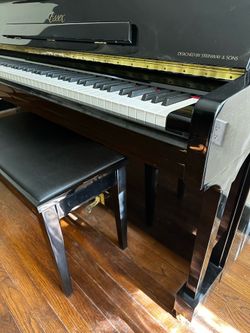 Piano-Steinway & Sons