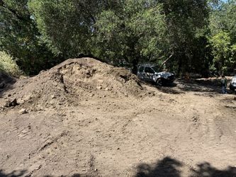 Free dirt and free delivery