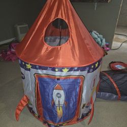 3pc Rocket Ship Space Tent, Tunnel & Ball Pit