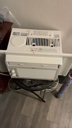 Midea window AC unit