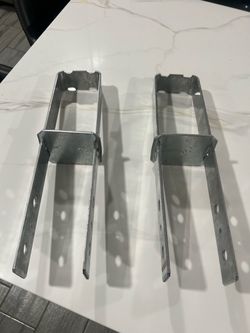 2 pc Simpson Strong-Tie CB Galvanized Column Base for 4x4 Nominal Lumber (New)