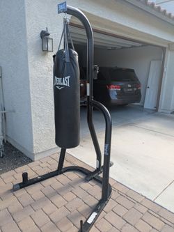 Everlast 80 lb punching bag and stand