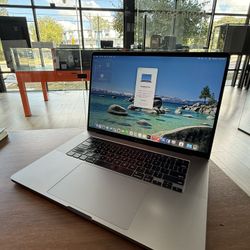 2019 16” MacBook Pro 16GB Ram 512SSD! 30 day warranty! We offer financing!