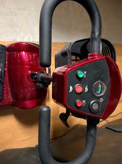 Electric scooter (mobility)