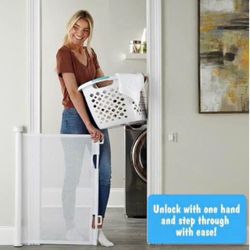 baby gate retractable 33" tall 55" wide