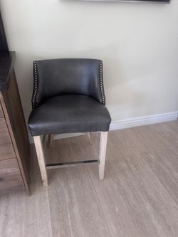 Side Accent Chair