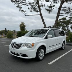 2015 Chrysler Town & Country