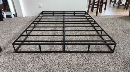 Queen Size Heavy Duty Metal Box Spring Bed Base/Bed Frame. 59.5"W x 79.5"L x 7"H