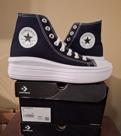 Converse Move High Platform
Womens Size 8
