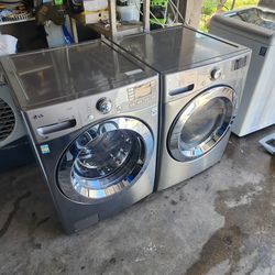 LG Stainless Steel Washer And Electric Dryer Large Capacity
