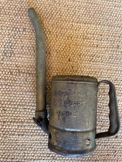 Vintage Swingspout Oil Can 1 Quart