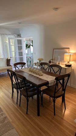 Dining Room Table and Chairs