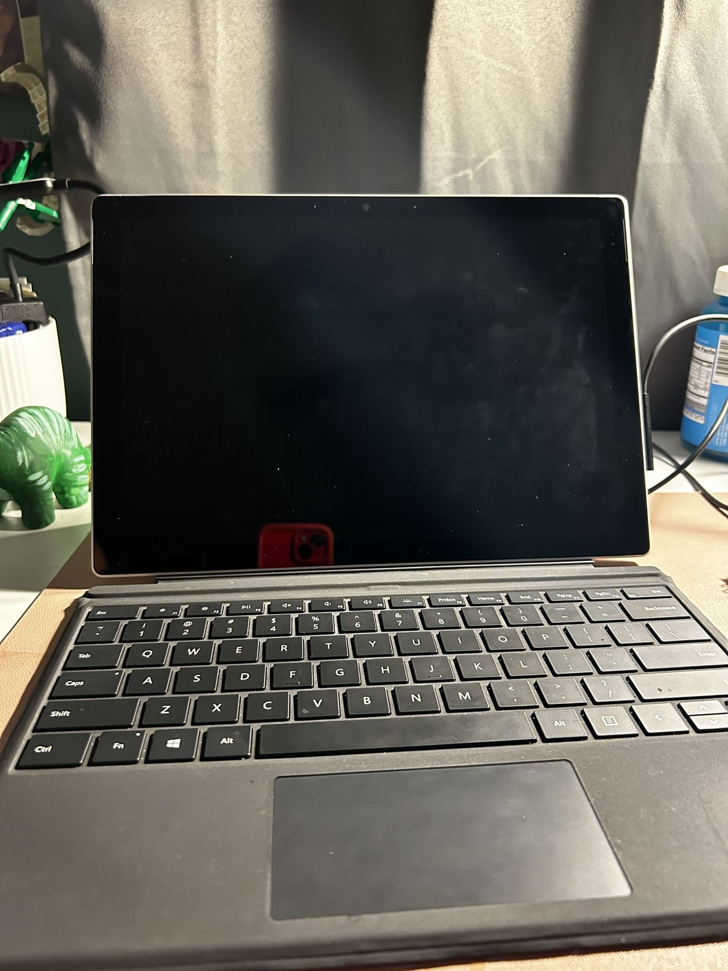 Sliver Surface Pro 7