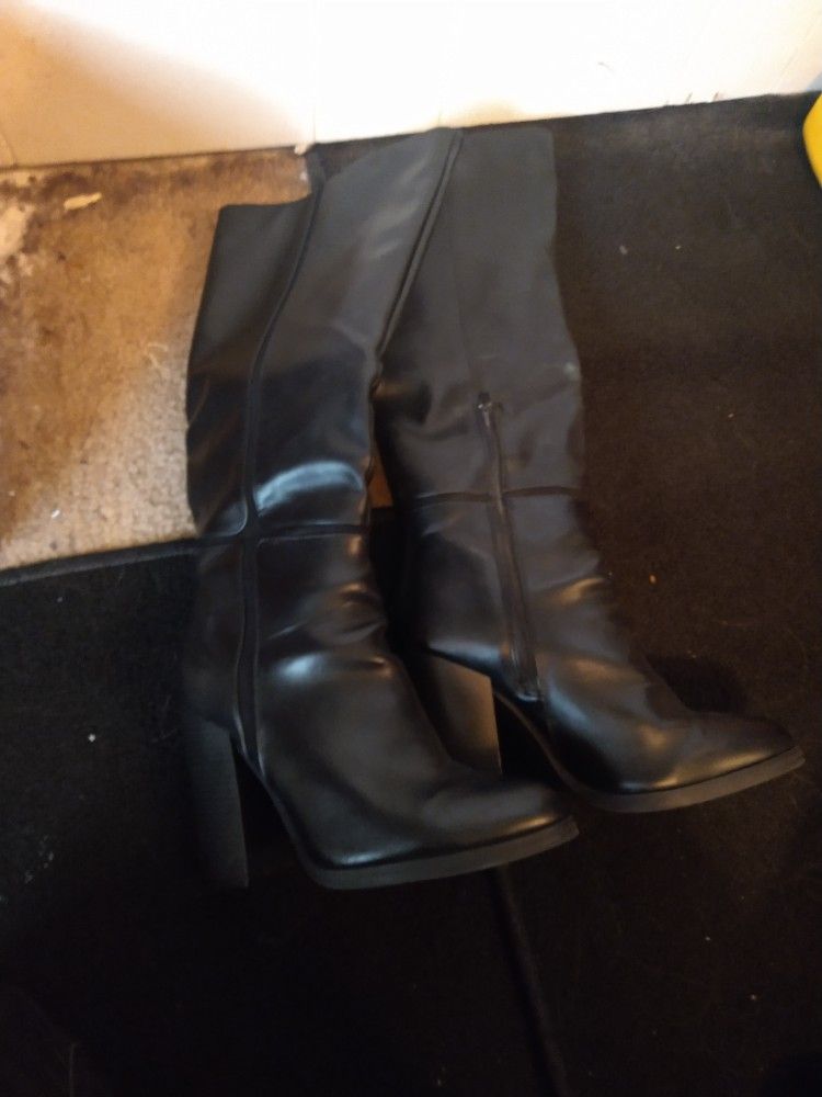 Goth Black Leather Boot Heels