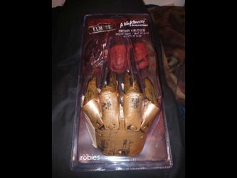 Rubies A Nightmare on Elm Street: Freddy Krueger Deluxe Glove 