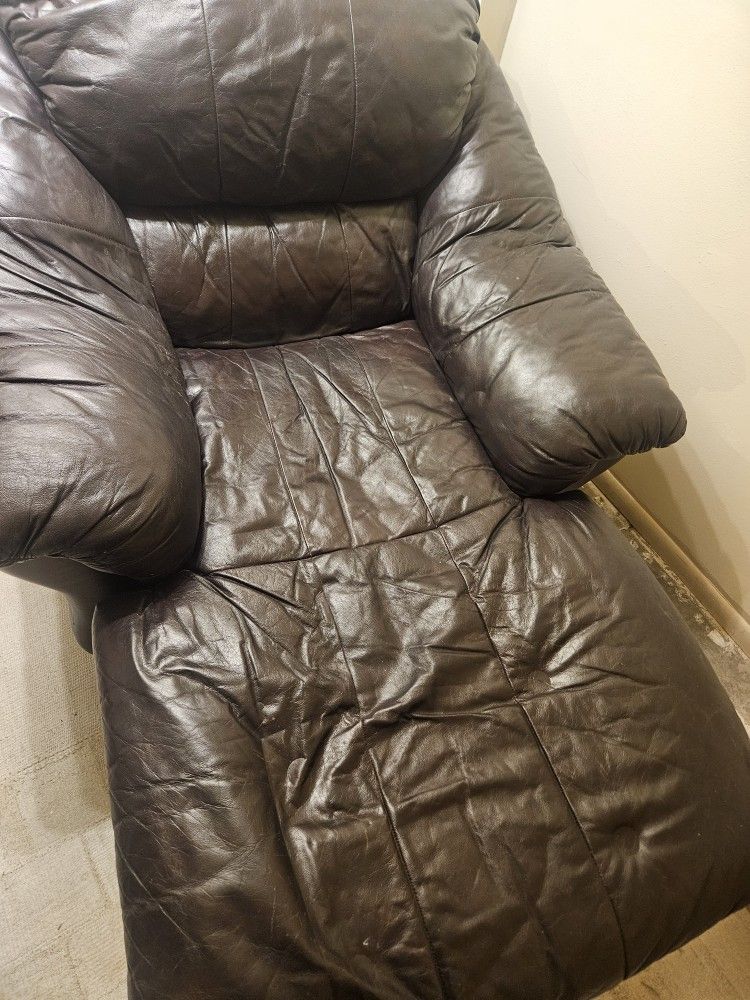 Black Brown Leather Chaise Lounge