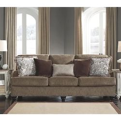 Braemar Sofa And Loveseat