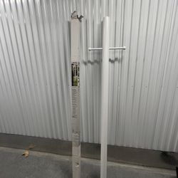 Outdoor Aluminum Light Pole with Decorative Cross
