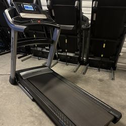 NordicTrack Elite 900 Treadmill