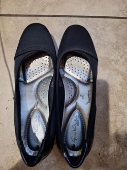 Whomen shoes