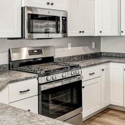  GE Over The Range Microwave 