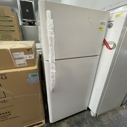 Frigidaire Top And Bottom In White New Open Box 