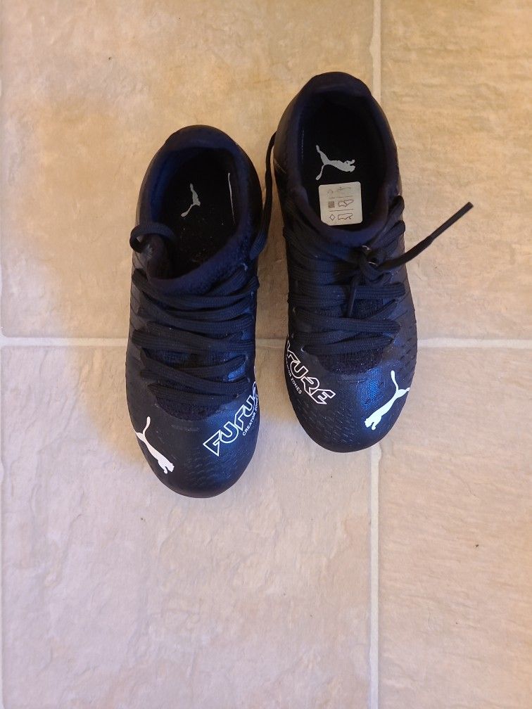 Puma Soccer Cleats 12 C