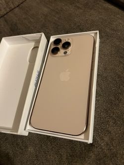iPhonee 16 prow maxx att/kricket