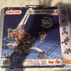 BRAND NEW Erector Multimodels Motorized Super Constructor Set 981598