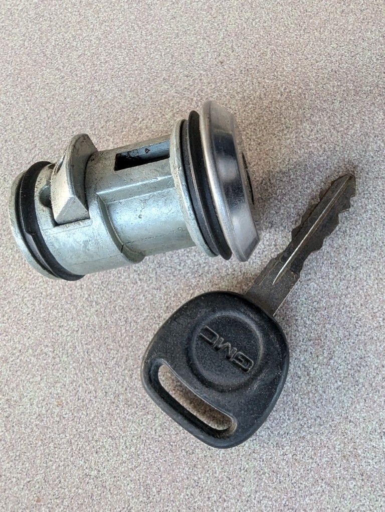 GMC Truck SUV Lock And Key 