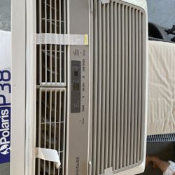 Frigidaire Window Mounted Room Air Conditioner 