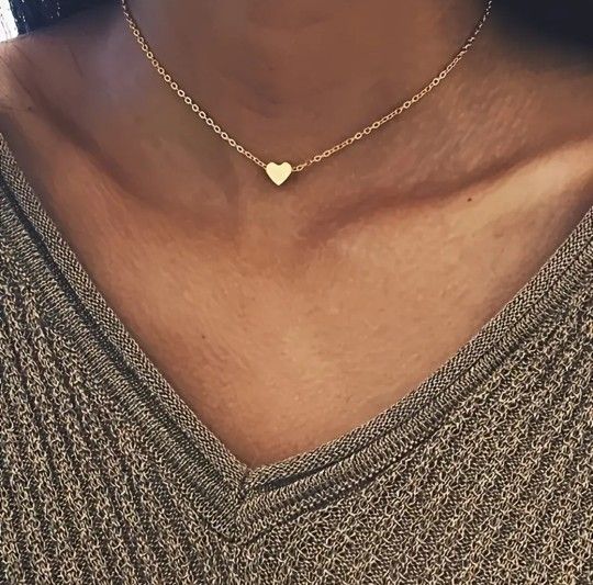 Simple & Chic Little Gold Tone Heart Pendant Necklace