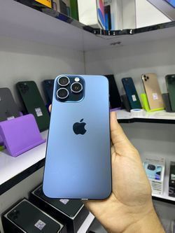  iPhone 15 Pro Max (Unlocked)