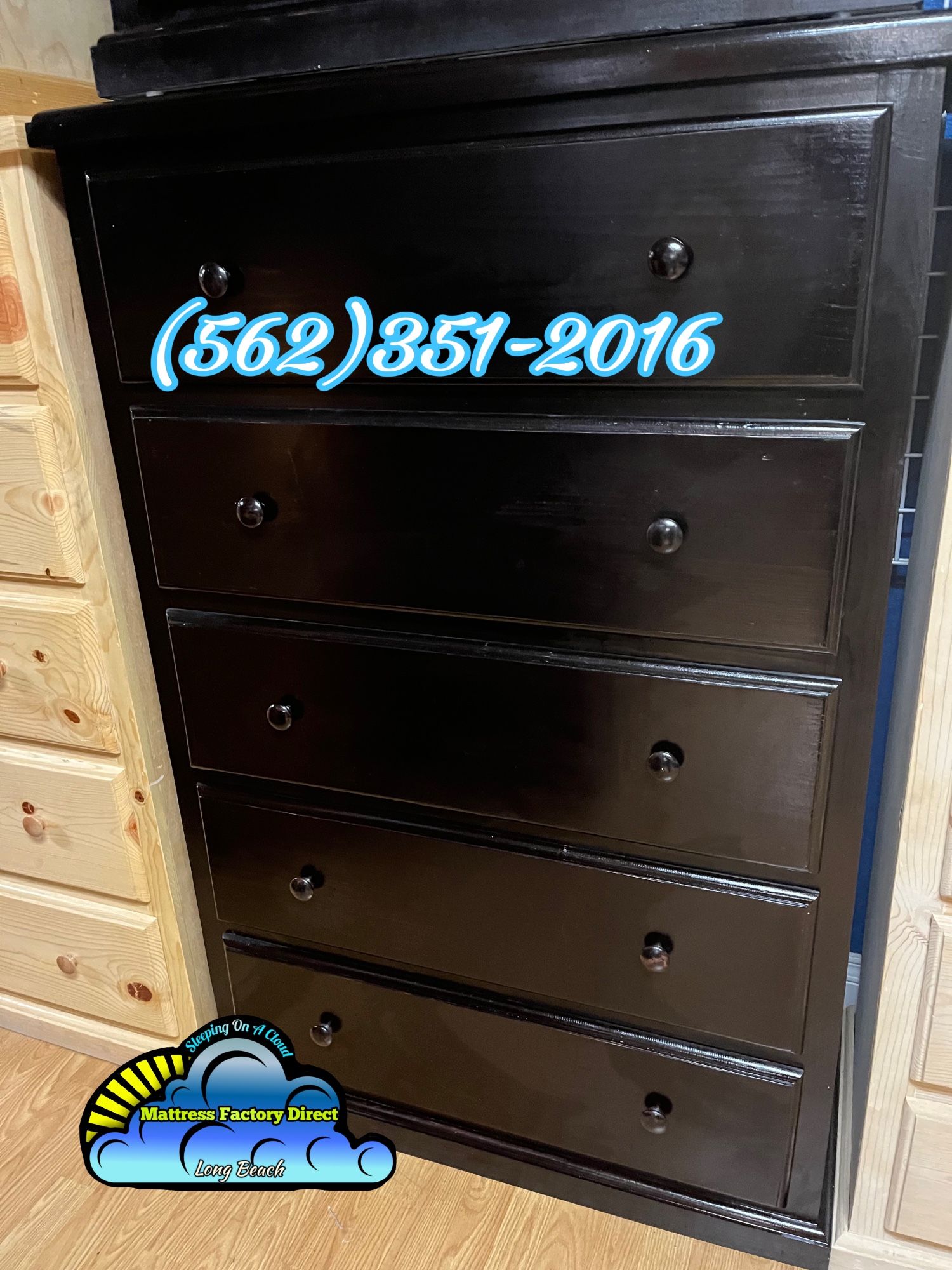 Black Jumbo Pinewood Dresser