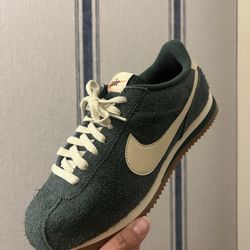 Nike Cortez