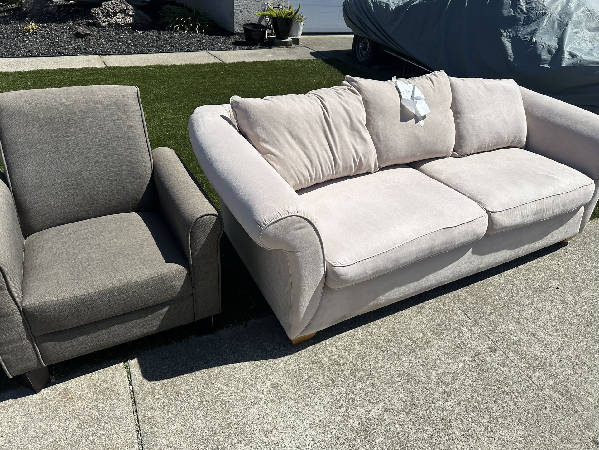 FREE Couch & Seat