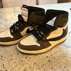 Travis Scott Nikes Backwards Nike Logo