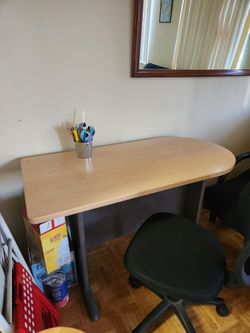 Desk With Cair