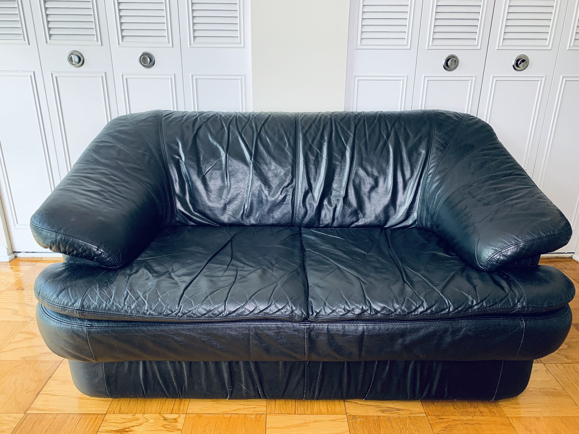 Sofa / Couch black faux leather