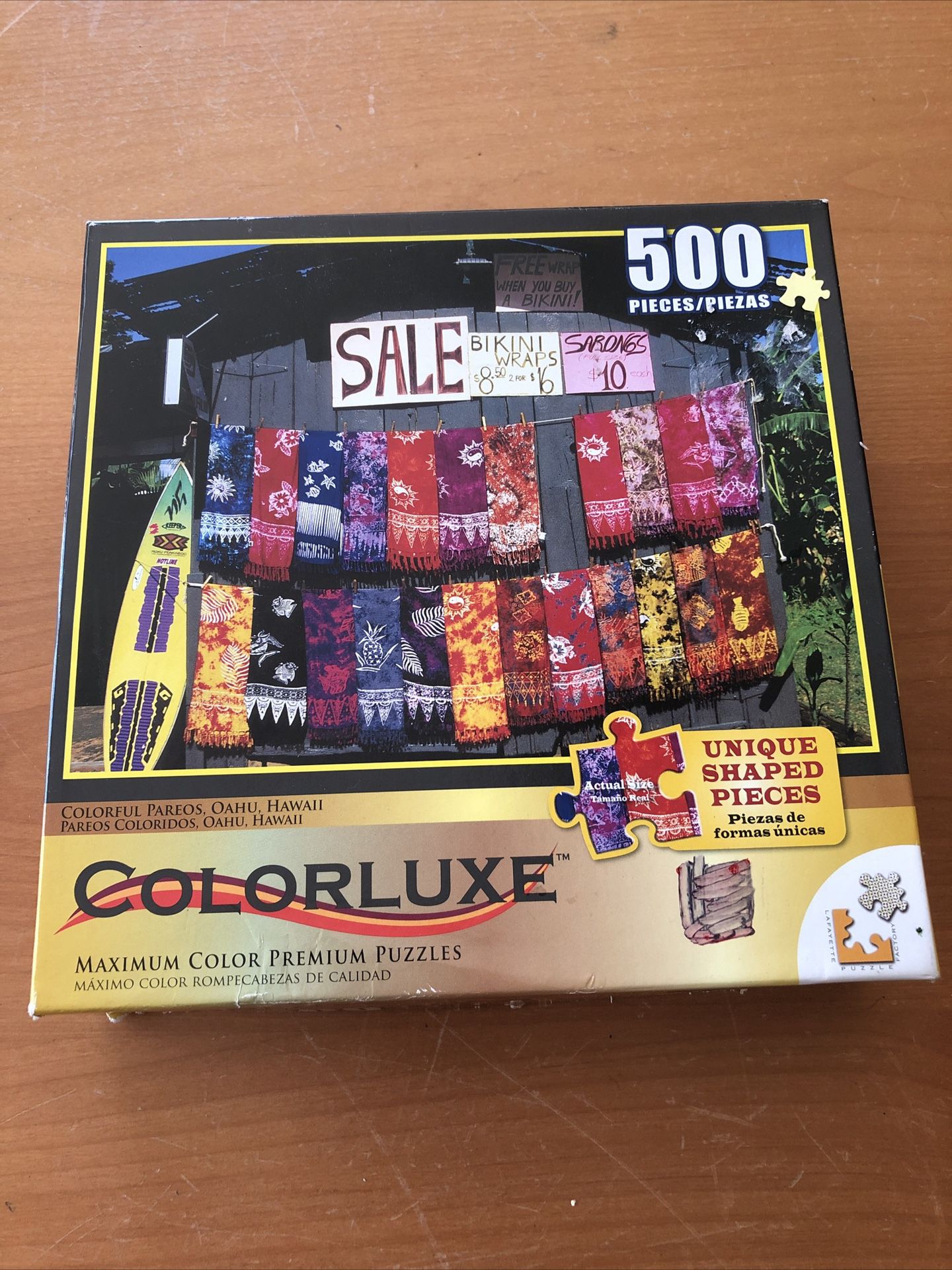 Colorluxe “Colorful Pareo’s” Oahu, Hawaii 500 Pc Puzzle
