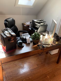 Personal desk