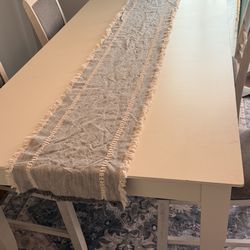 2-meter dining table – chairs not included