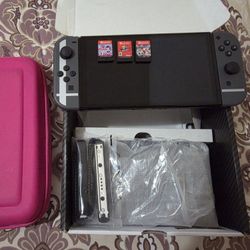 Nintendo Switch 