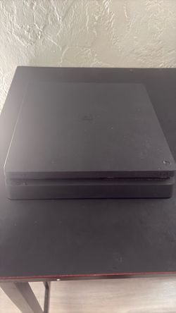 PS4 slim/Black