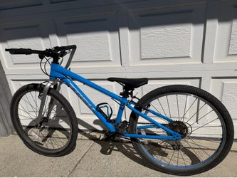 Boys Trek 24 inch