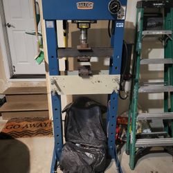 Baleigh 30ton Pneumatic Press(converted)