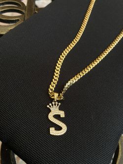10k Solid Gold Monaco Chain With S Initial