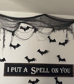 Hocus Pocus Halloween Decor