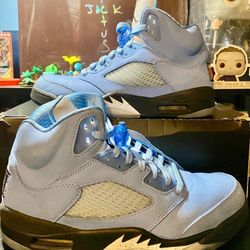 JORDAN 5 UNIVERSITY BLUE